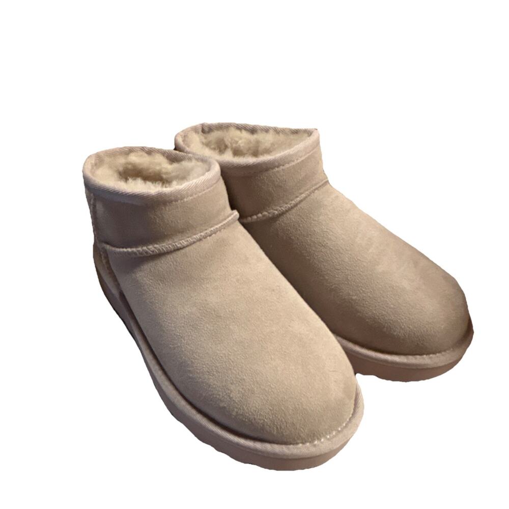 UGG Pale Smoke Shearling Lined Pull On Ankle Boots Women's Casual Size 6
